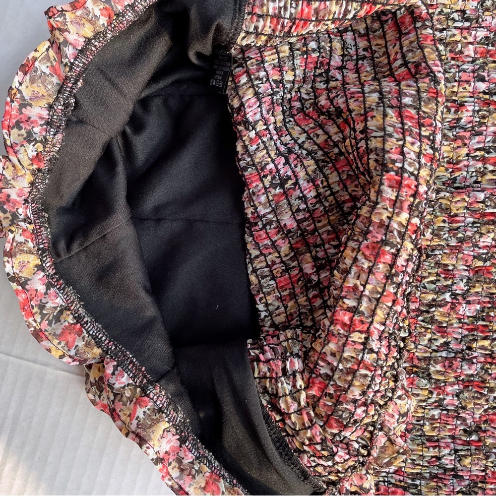 UO Iris Black Floral Sweetheart Spaghetti Strap Ruched Stretch Mini Dress - Picture 7 of 12